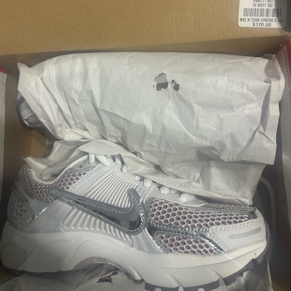 Stylish Women's Silver and White Sneakers - Picture 2 of 4